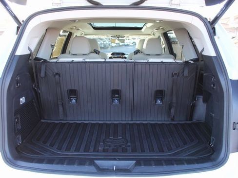 Used 2019 Subaru Ascent Limited w/ Popular Package #2 image 6