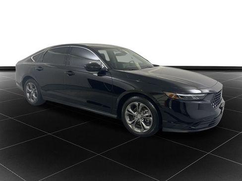 Used 2024 Honda Accord EX image 7