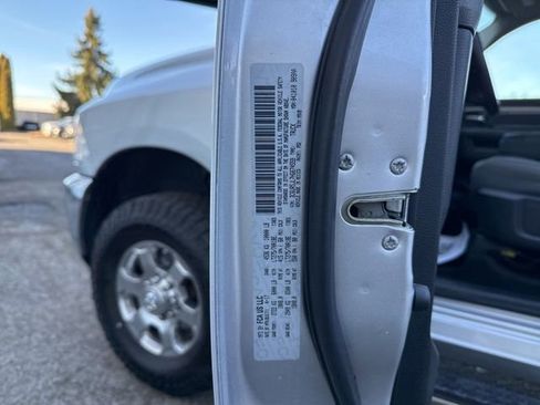 Used 2017 RAM 2500 Big Horn image 30