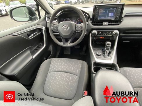 Certified 2021 Toyota RAV4 XLE w/ Convenience Package AWD/4WD image 29