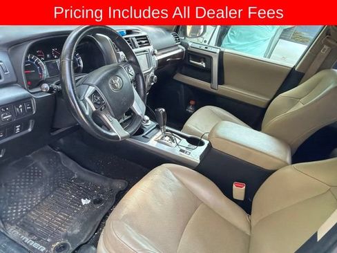 Used 2017 Toyota 4Runner Limited AWD/4WD image 3