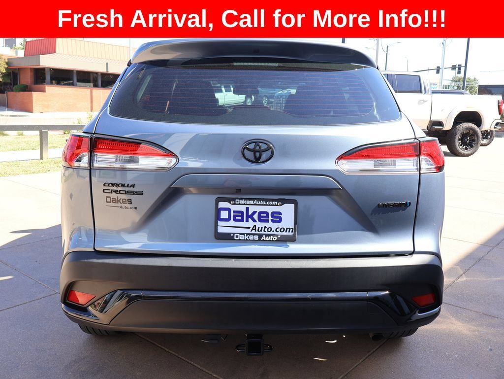 Used 2024 Toyota Corolla Cross AWD Hybrid image 5