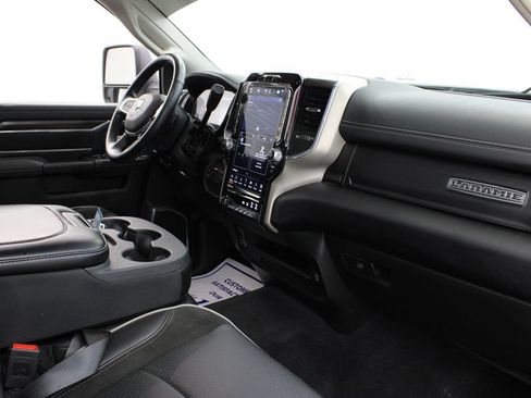 Used 2024 RAM 2500 Laramie AWD/4WD image 26