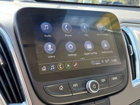 Used 2024 Chevrolet Malibu LT image 31