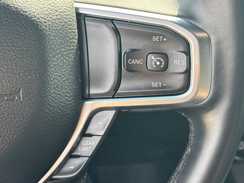 Used 2024 RAM 1500 Laramie image 23