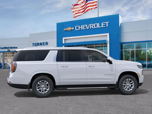 New 2026 Chevrolet Suburban LS AWD/4WD image 5