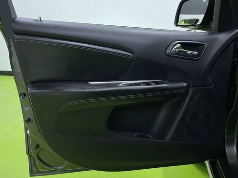 Used 2017 Dodge Journey Crossroad image 15