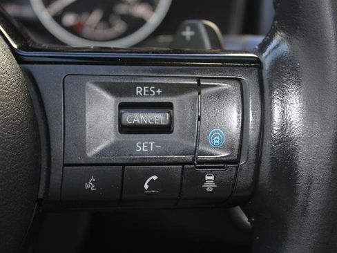 Used 2022 Nissan Rogue SL image 26