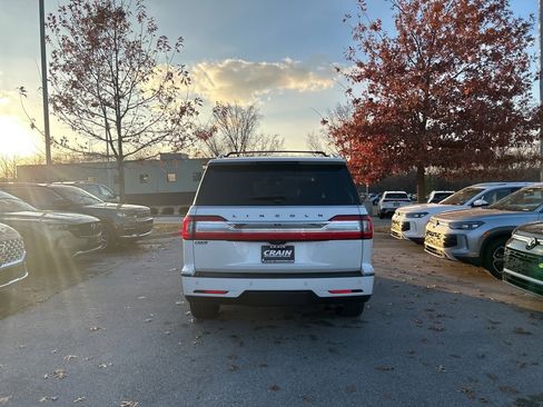 Used 2018 Lincoln Navigator Black Label w/ Cargo Package image 4