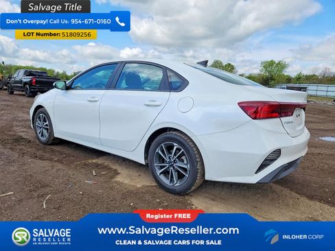 Used 2022 Kia Forte LXS FWD image 3