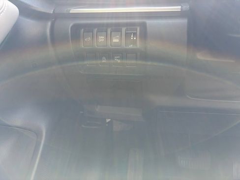 Used 2024 Subaru Forester Premium AWD/4WD image 20