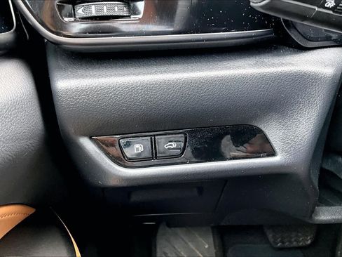 Used 2024 Lexus NX 250 FWD w/ Towing Package (2000 Lbs) image 33