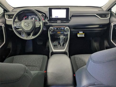 Used 2021 Toyota RAV4 XLE w/ Convenience Package image 22