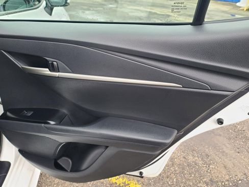 Used 2025 Toyota Camry LE image 18