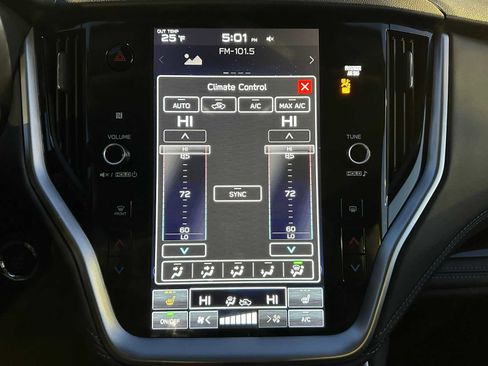 Used 2024 Subaru Outback Limited image 27