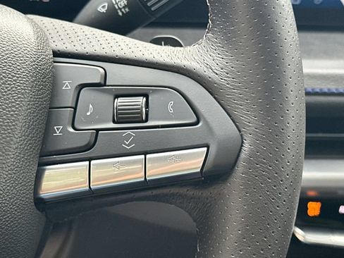 Certified 2025 Cadillac XT4 Sport AWD/4WD image 31
