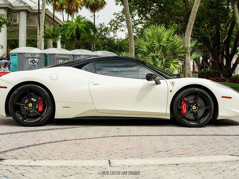 Used 2012 Ferrari 458 Italia Coupe RWD image 7