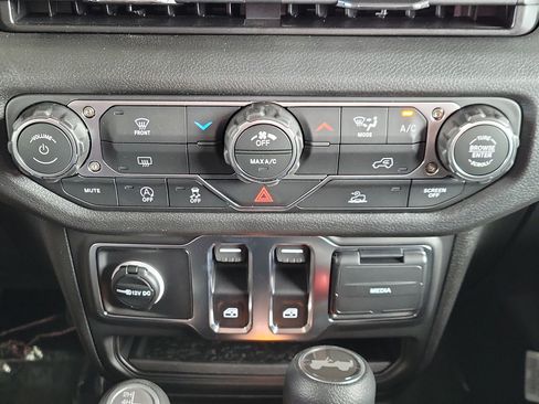 New 2026 Jeep Wrangler Sport S AWD/4WD image 26