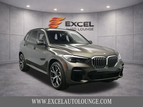 Used 2022 BMW X5 xDrive40i w/ M Sport Package AWD/4WD image 11