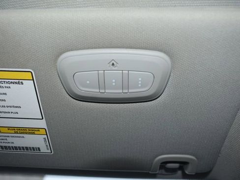 Used 2019 Jeep Cherokee Limited w/ Luxury Group image 37