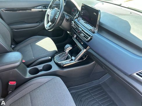 Used 2022 Kia Seltos S FWD image 13