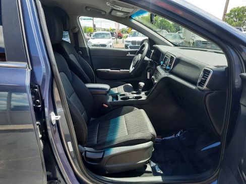 Used 2019 Kia Sportage LX AWD/4WD image 8