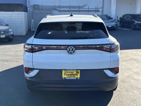 Certified 2021 Volkswagen ID.4 Pro image 4