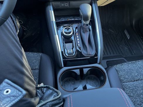 New 2025 Chevrolet Colorado Z71 w/ Technology Package image 18