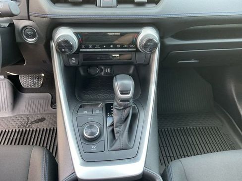 Used 2024 Toyota RAV4 SE AWD/4WD image 13