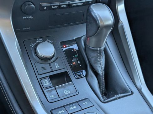 Used 2015 Lexus NX 200t FWD image 15