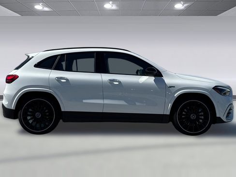 New 2026 Mercedes-Benz GLA 35 AMG 4MATIC image 7