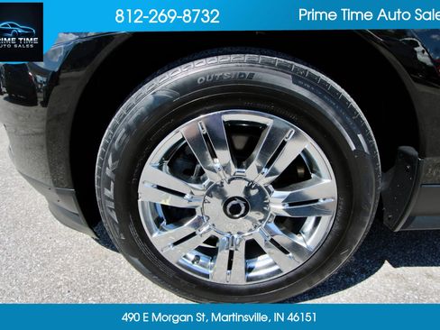 Used 2015 Cadillac SRX Luxury w/ Driver Awareness Package image 16