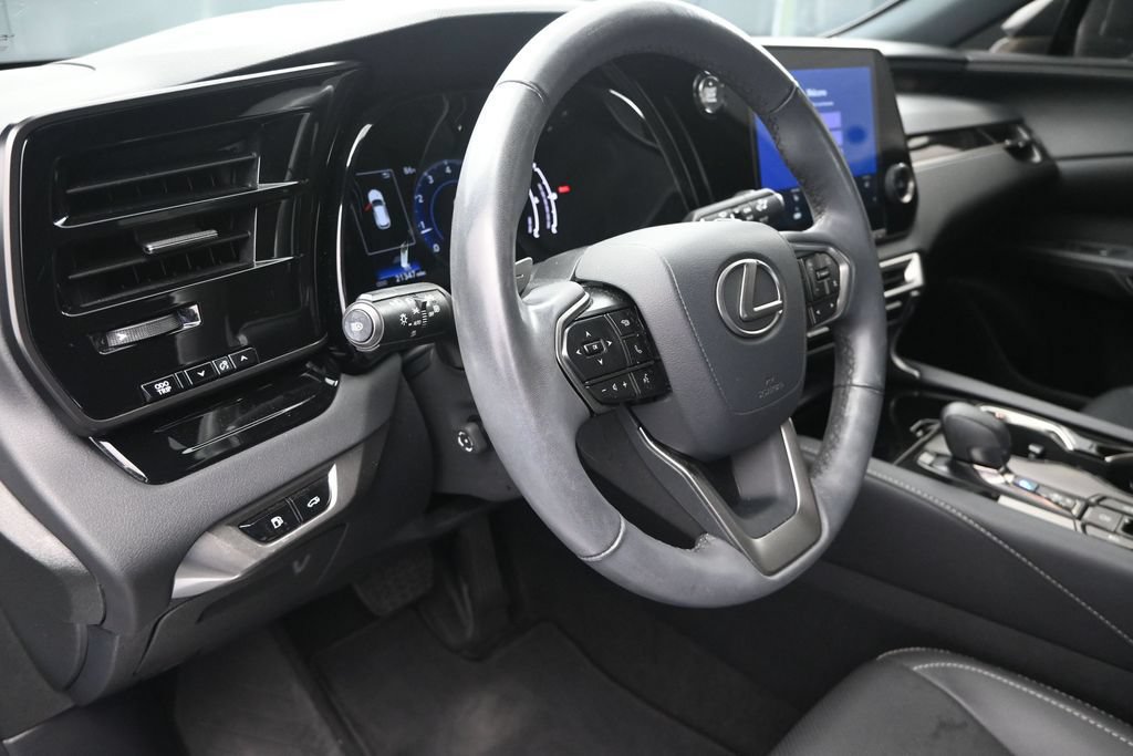 Certified 2024 Lexus RX 350 FWD w/ Technology Package image 12