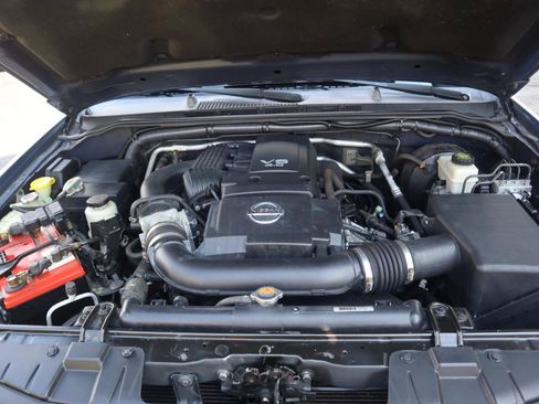 Used 2013 Nissan Frontier PRO-4X AWD/4WD image 38
