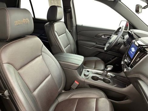 Certified 2023 Chevrolet Traverse High Country AWD/4WD image 14