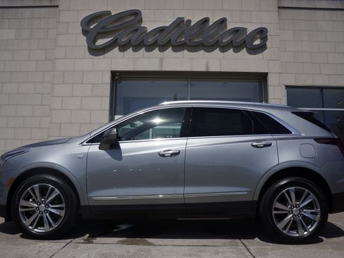 Used 2025 Cadillac XT5 Premium Luxury image 10