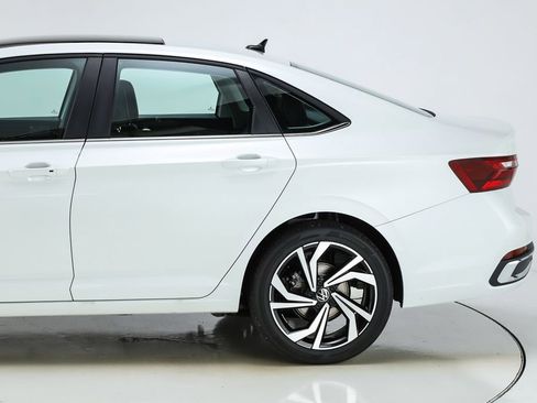 New 2026 Volkswagen Jetta SEL image 4