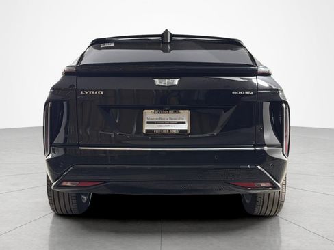 Used 2024 Cadillac Lyriq Tech AWD/4WD image 4