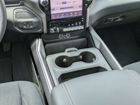 New 2026 RAM 2500 Lone Star AWD/4WD image 18