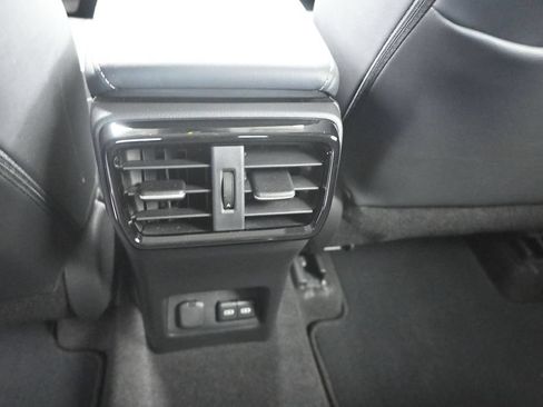 Used 2024 Lexus NX 250 FWD w/ Towing Package (2000 Lbs) image 18