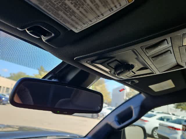 Used 2019 Toyota Tacoma TRD Off-Road w/ Technology Package AWD/4WD image 26