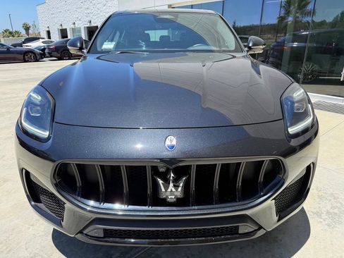 Used 2025 Maserati Grecale Modena AWD/4WD image 8