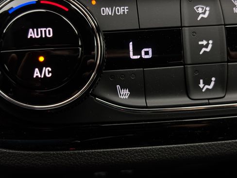 New 2026 Buick Envista Sport Touring w/ Convenience I Package FWD image 5
