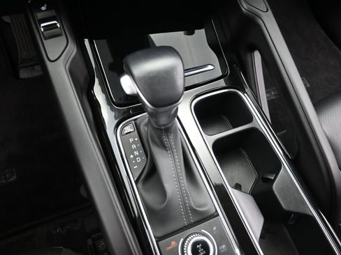 Used 2025 Kia Telluride S AWD/4WD image 19