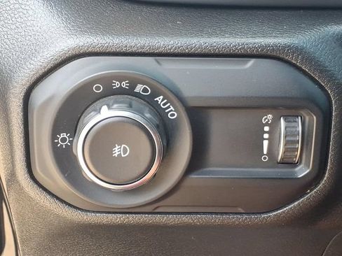 Used 2023 Jeep Wrangler Unlimited Sport AWD/4WD image 19
