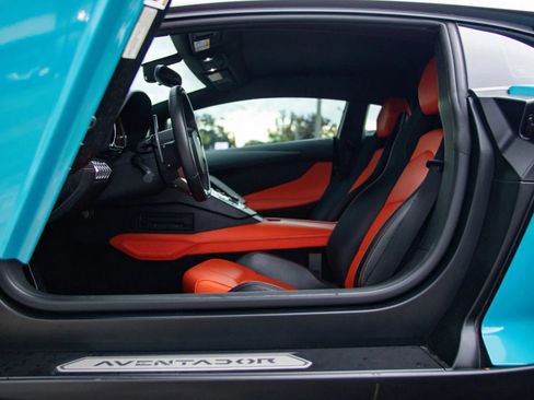 Used 2012 Lamborghini Aventador LP 700-4 AWD/4WD image 39