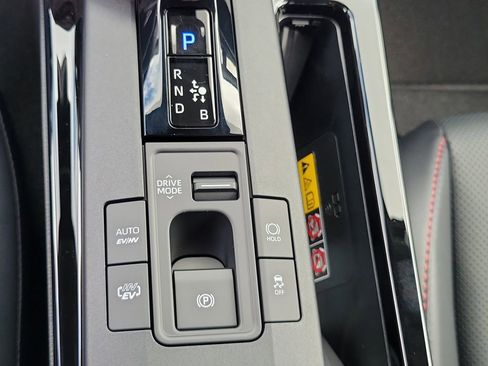 New 2026 Toyota Prius Plug-In Hybrid image 25