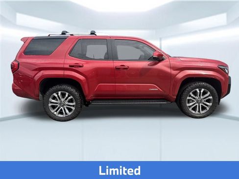 Used 2025 Toyota 4Runner Limited AWD/4WD image 5