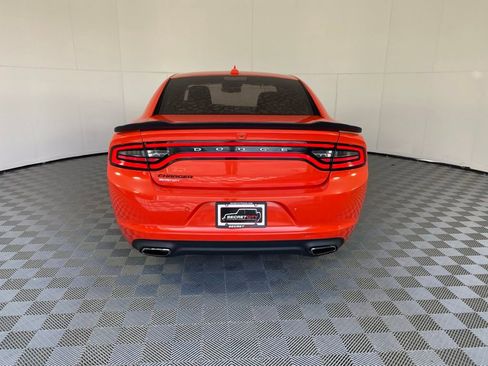 Used 2018 Dodge Charger SXT Plus w/ Blacktop Package RWD image 6