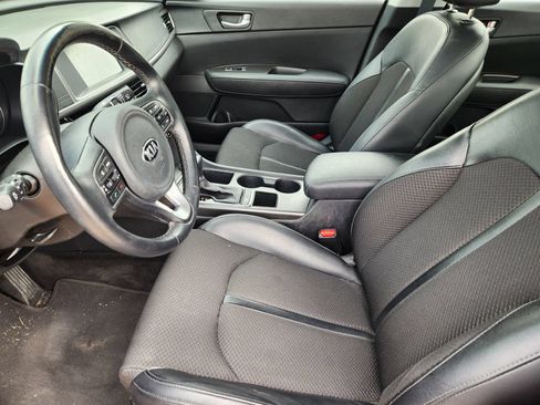 Used 2018 Kia Optima S FWD image 17